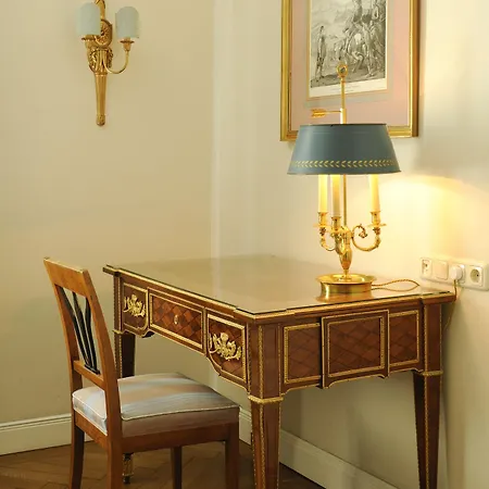 Boutique Splendid 3*