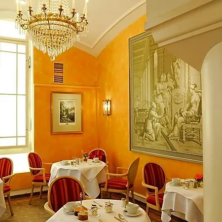 Boutique Splendid 3*