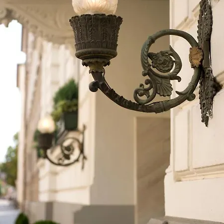 Boutique Splendid Hotel 3*